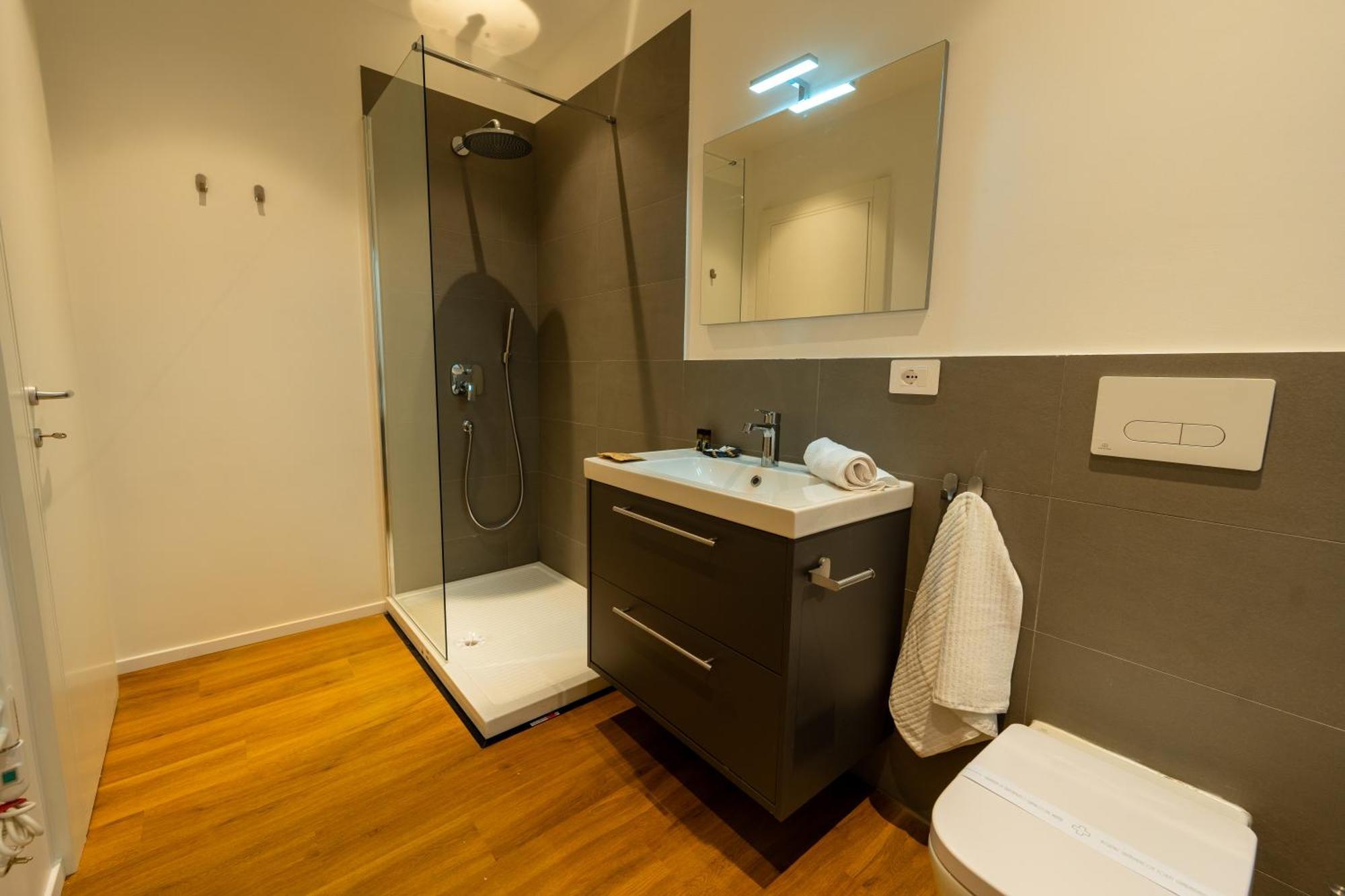 Near Vatican, Irnerio 47 Guest House Rome Extérieur photo