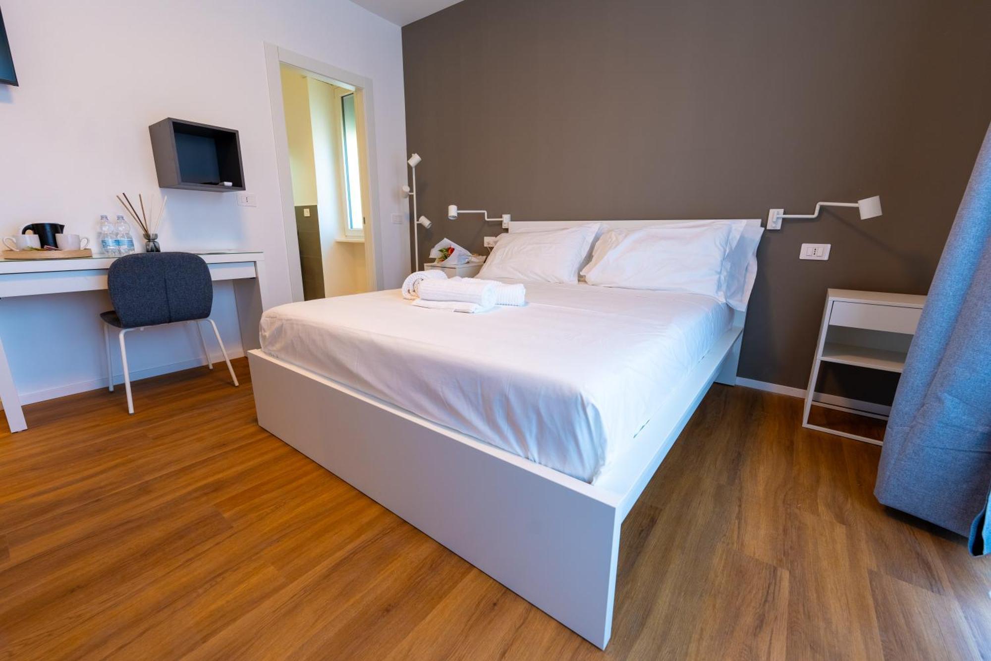 Near Vatican, Irnerio 47 Guest House Rome Extérieur photo
